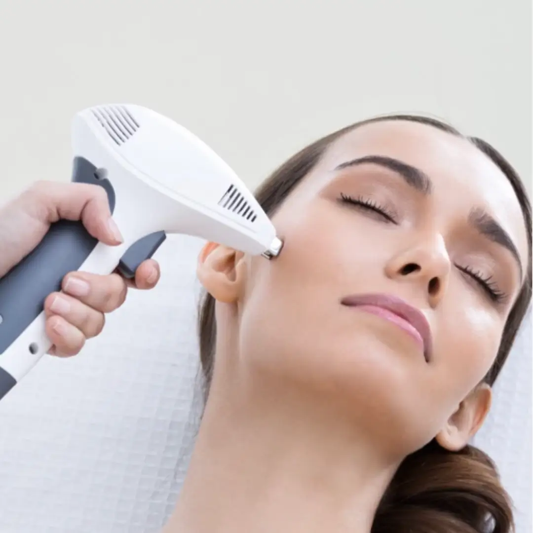 Tratament pentru fermitate faciala cu Viora V10 V-ST la Kaelo Beauty Clinic Buzau